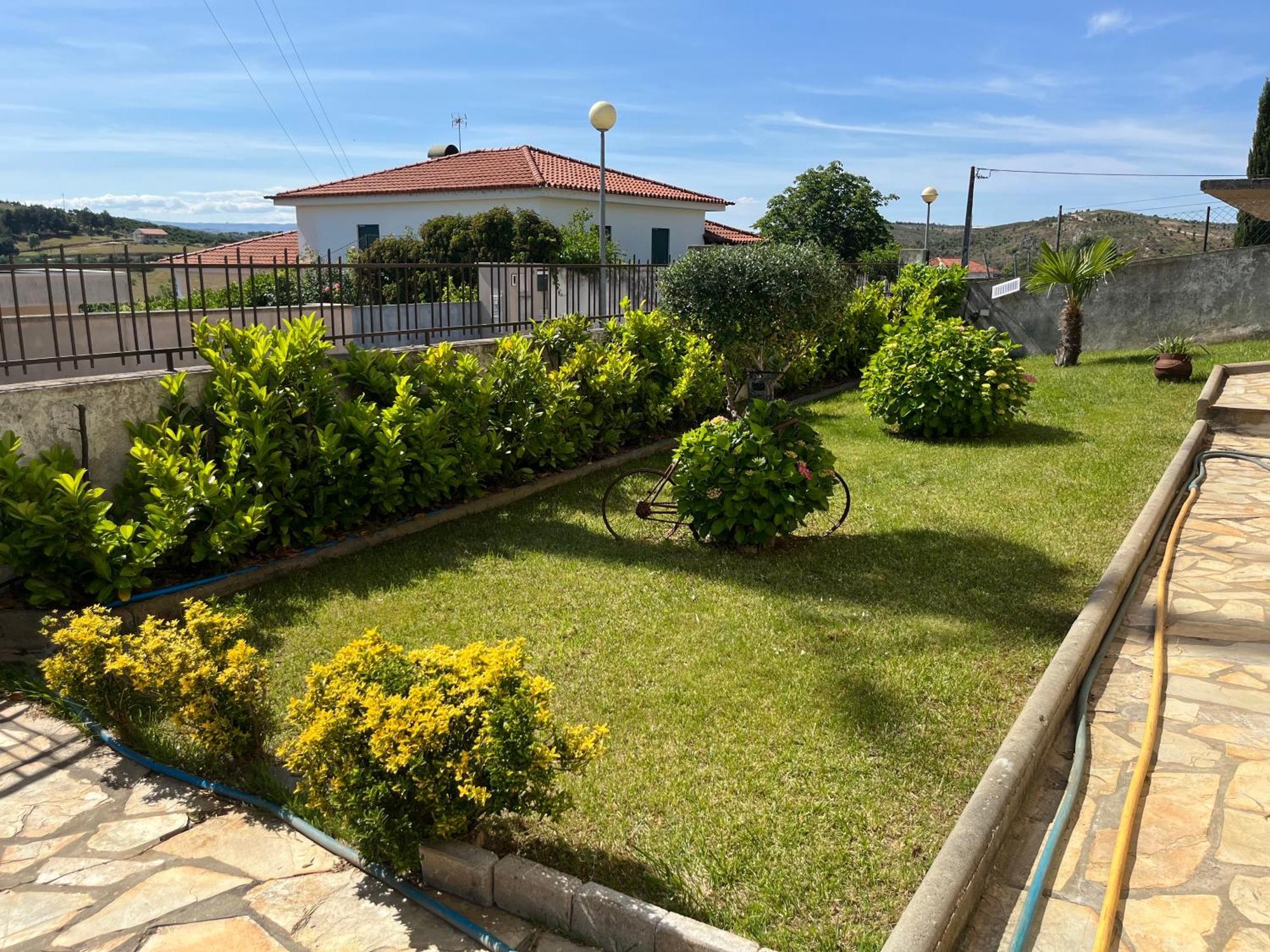 Alojamento, Chelas Rural Al Mirandela Exteriér fotografie